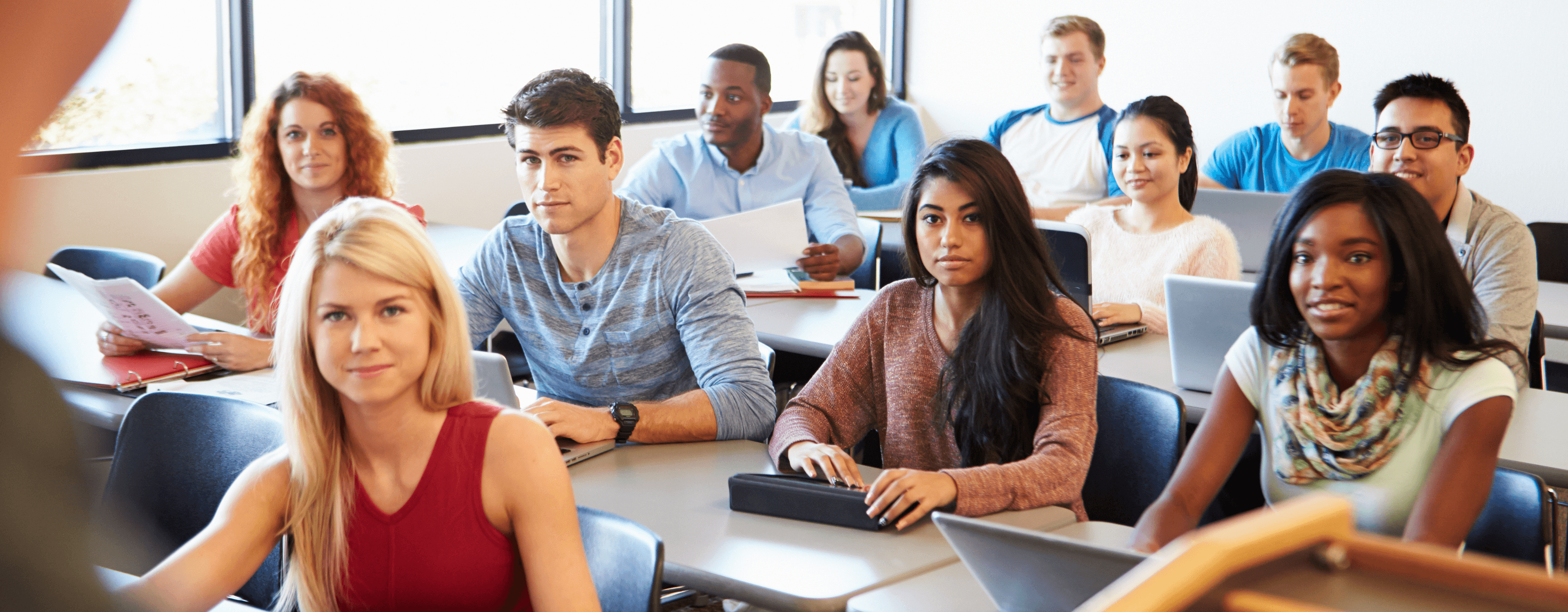  MBA in Finance vs MBA in Marketing 